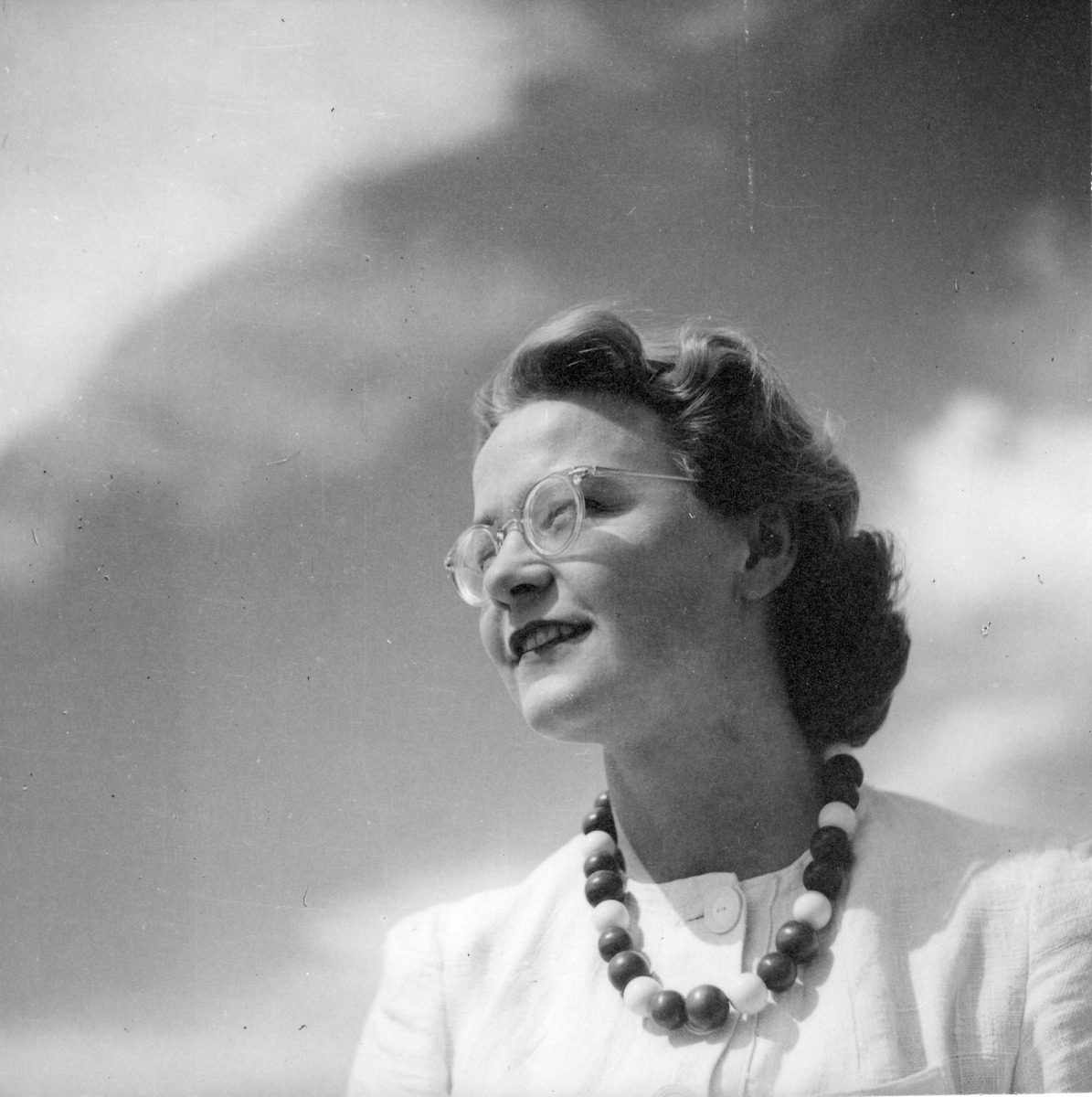 Lilly Mogensen, Hornbæk 1943