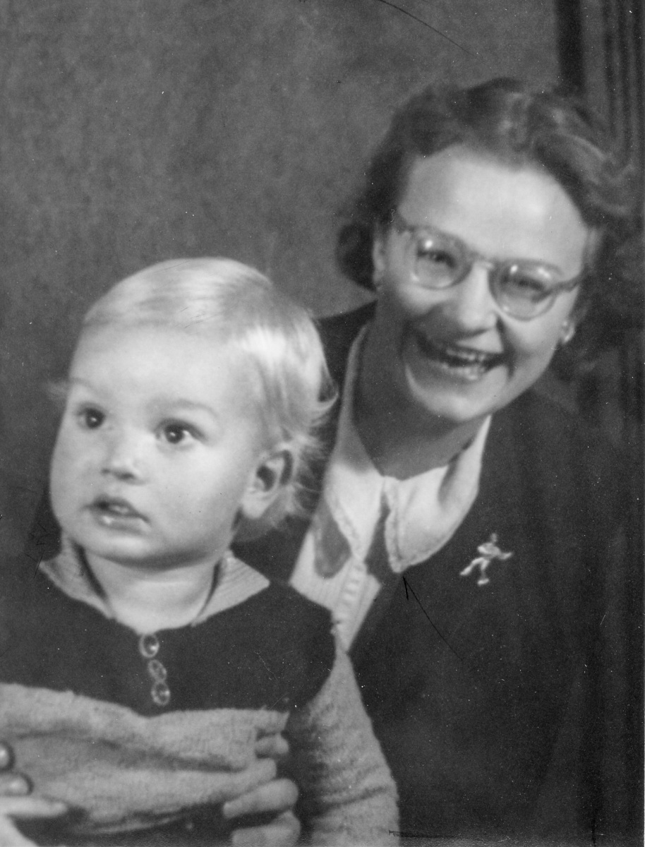 Mor og Mickey, Vejle, november 1946